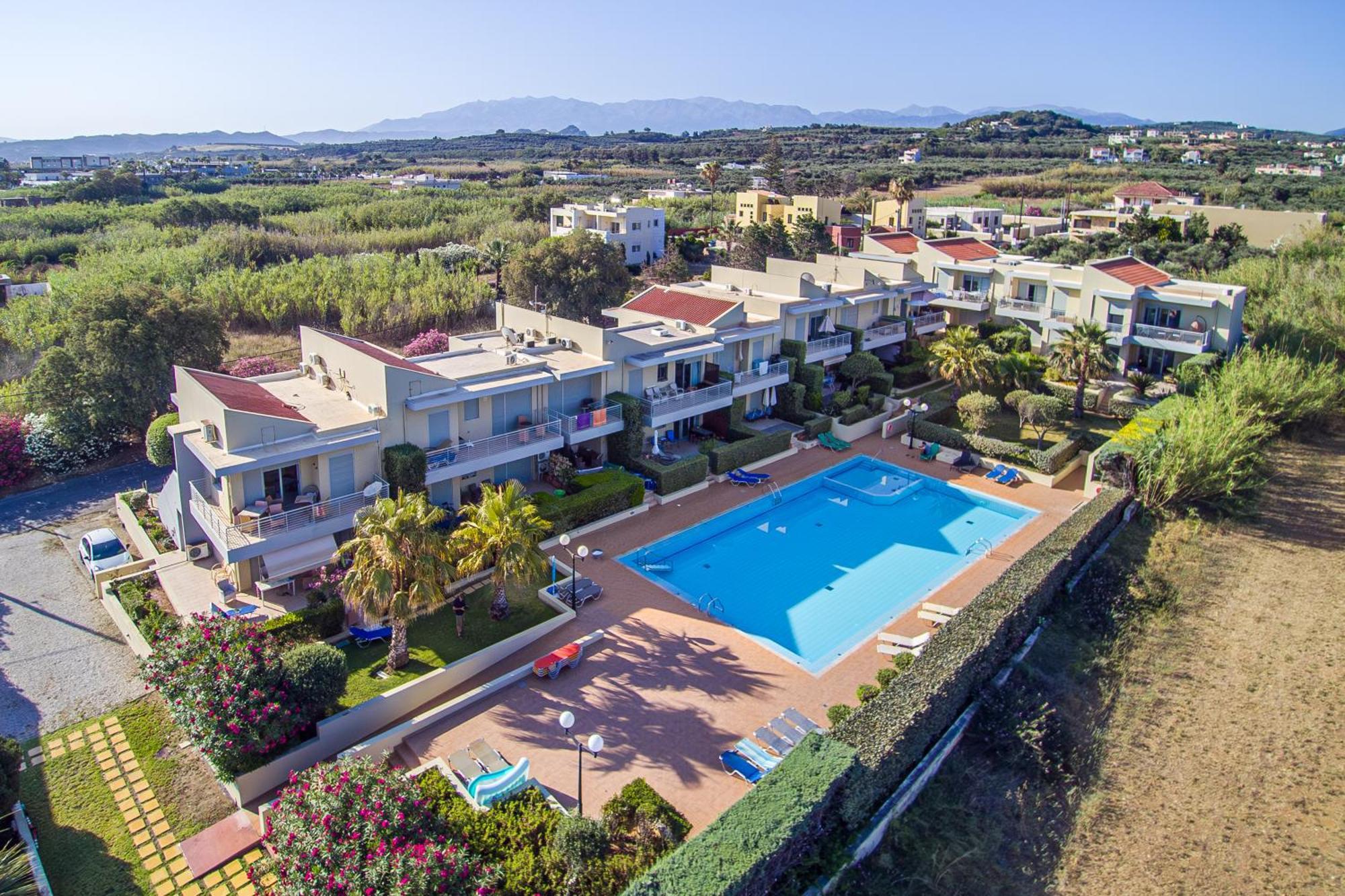 Апартаменти Maleme Yoga Blue Chania  Екстер'єр фото