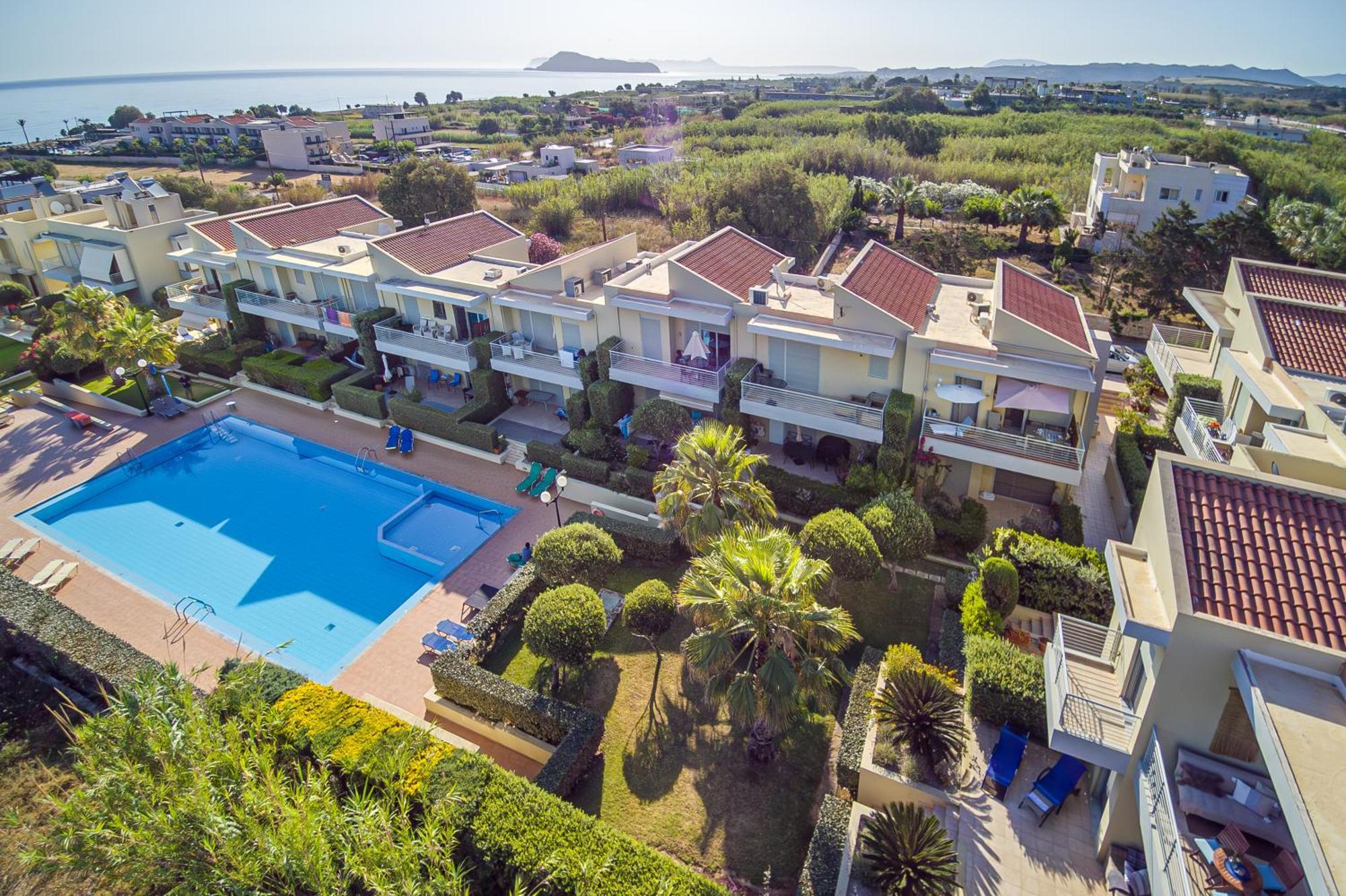 Апартаменти Maleme Yoga Blue Chania  Екстер'єр фото