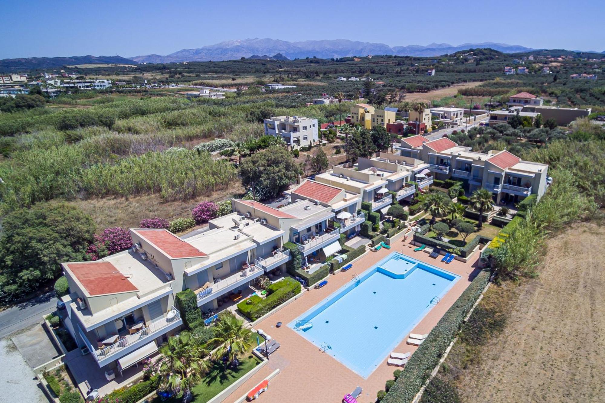 Апартаменти Maleme Yoga Blue Chania  Екстер'єр фото